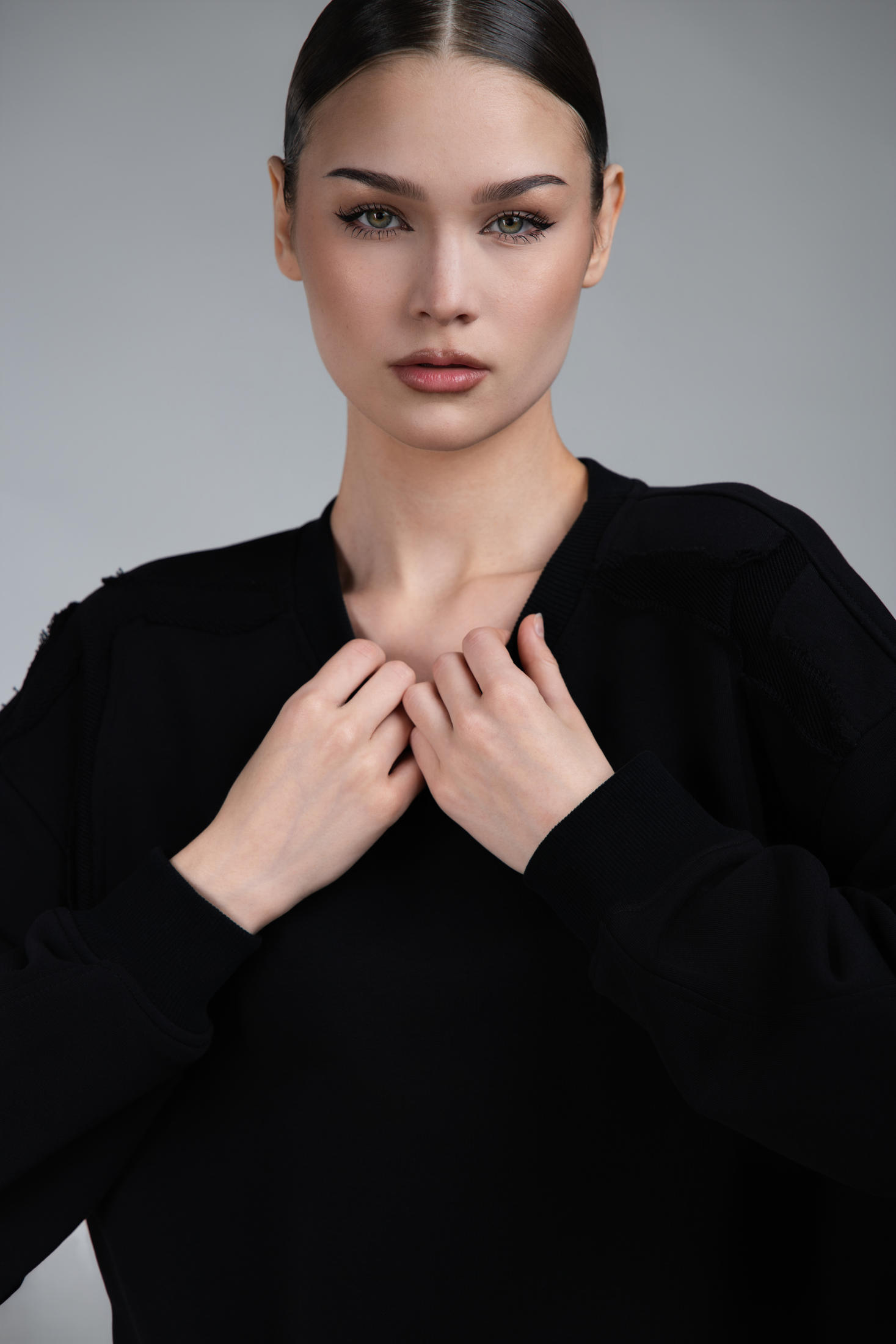 NAMEVI Свитшот с крестами, цвет Чёрный, вид 5